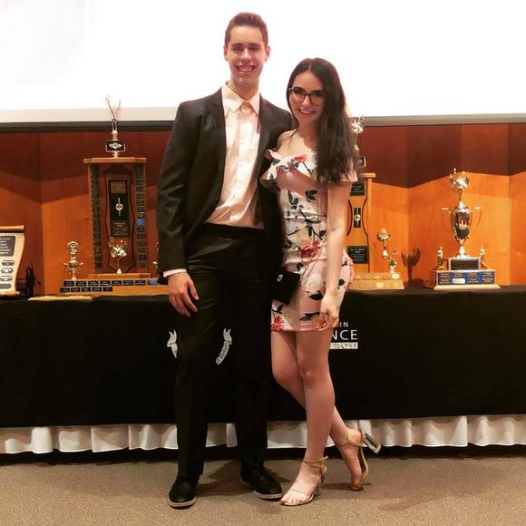 Meet your Posher, Jessica - Picture 1 of 1